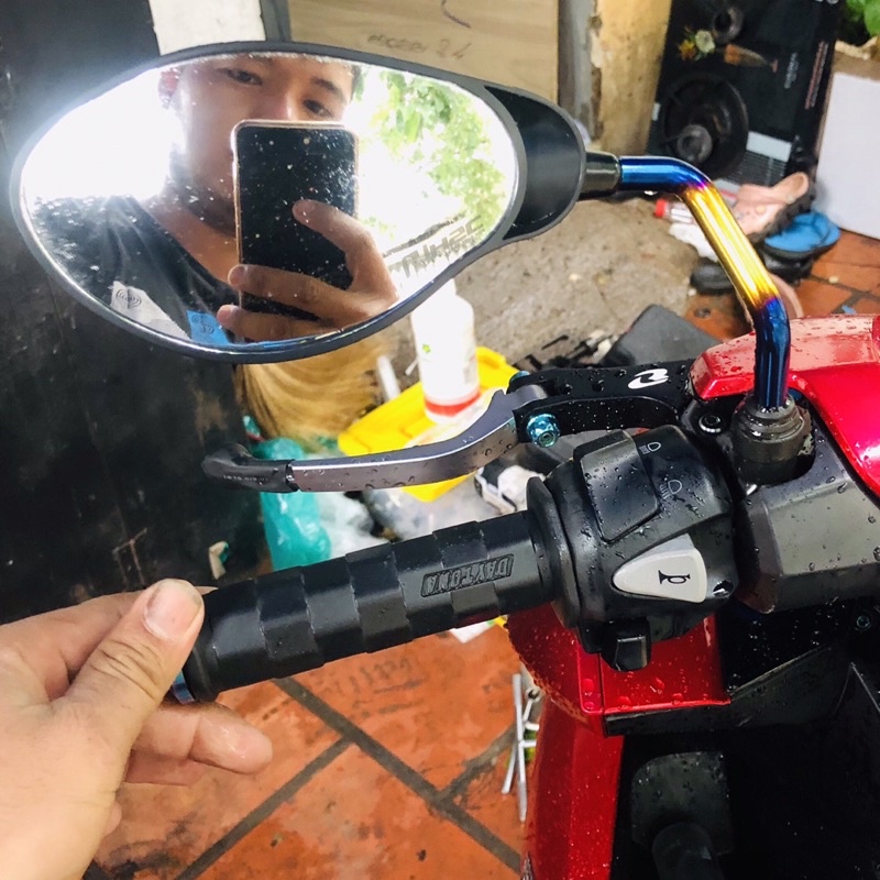 Kính Chiếu Hậu H2C Gắn Bên Trái Chân Kính Titan Phù Hợp Cho Mọi Loại xe