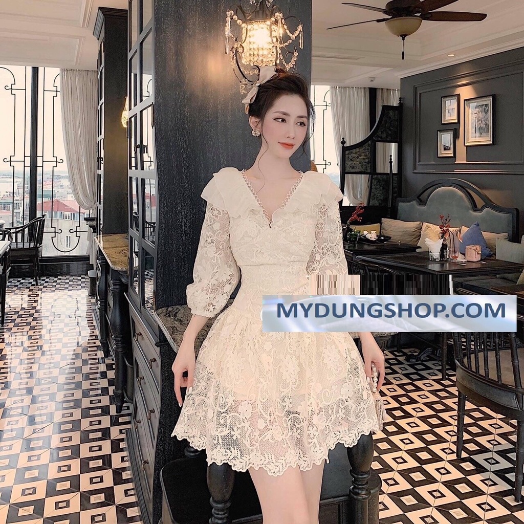 ĐẦM XOÈ REN NỔI CỔ TIM - TAY DÀI CAO CẤP