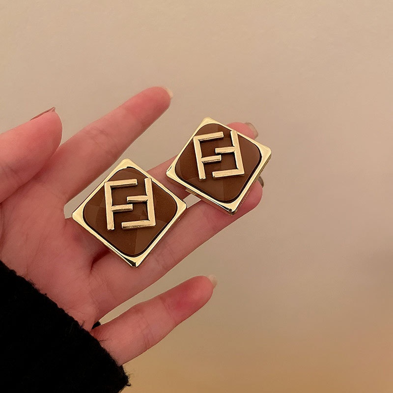 Bông Tai Hình Vuông Sang Trọng Dành Cho Nữ 2022