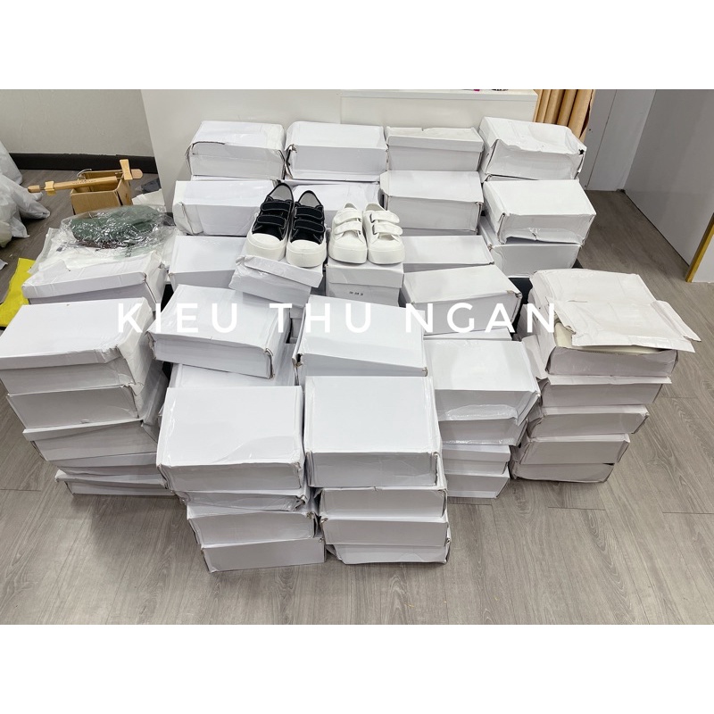 Giày bánh mì quai dán