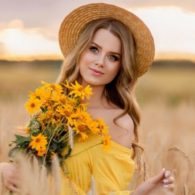 Hiền Trang - Giày Thời Trang