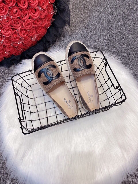 Giày slipon viền cói