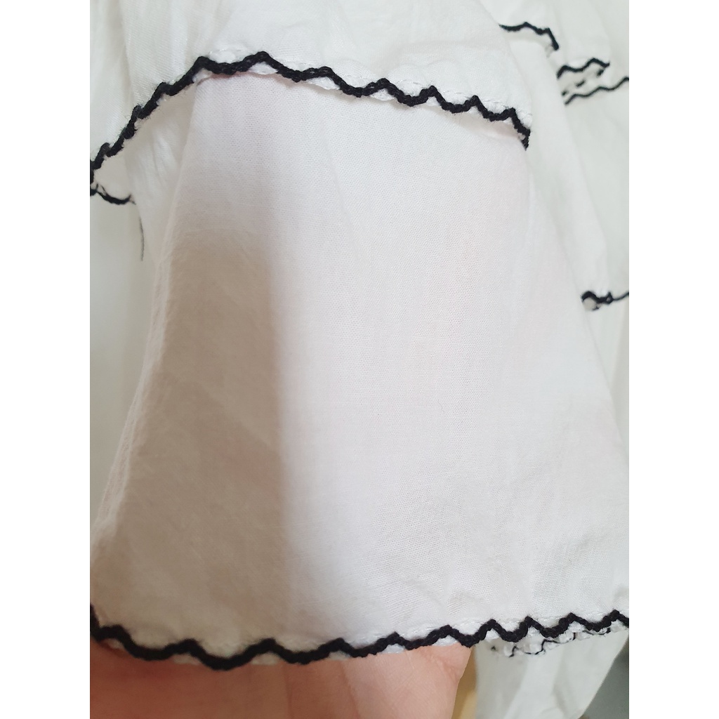 Áo Croptop Babydoll Màu Trắng Nhún Tầng Dài Tay Trễ Vai- Penguin House