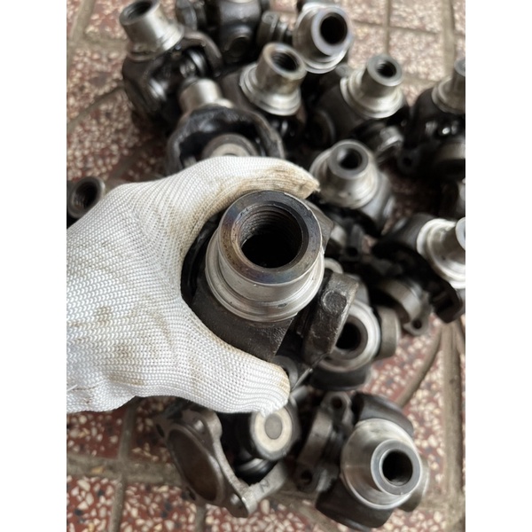 Cắt đăng máy dầu 1 mặt lỗ ren 18, 20, 22, 25mm cardan máy