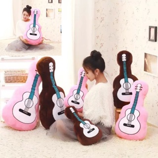 Gối ôm hình cây đàn guitar - gối nhồi bông