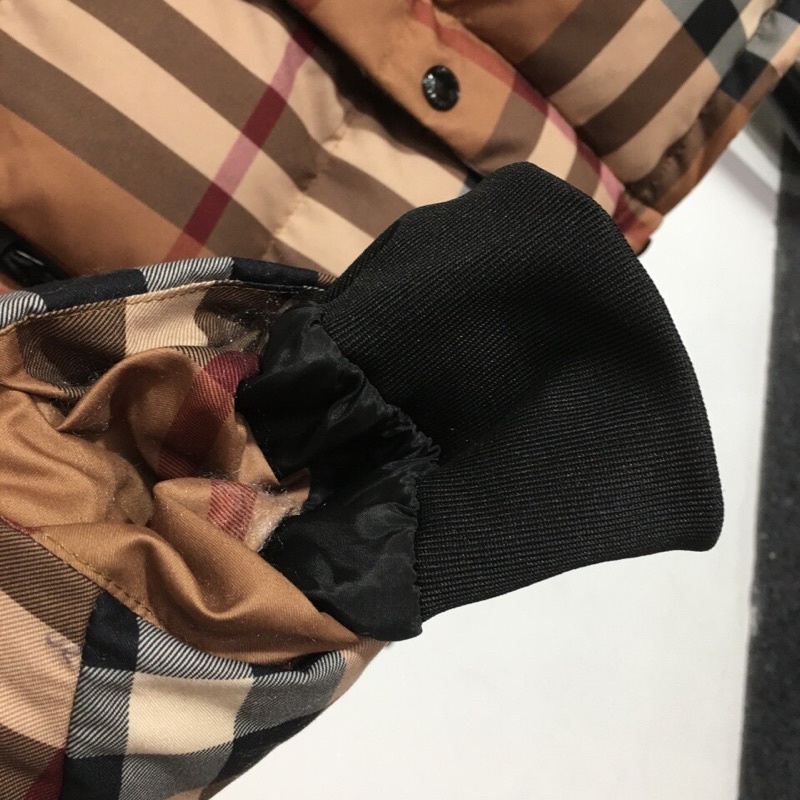 Áo khoác phao BURBERRY BBR thời trang cao cấp đông 2021