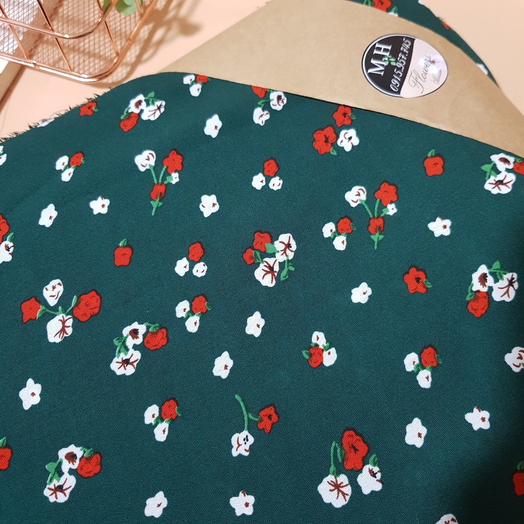 Vải thô đũi hoa nhí xanh lá chất mát mềm mại dùng may váy áo mùa hè không cần may lót
