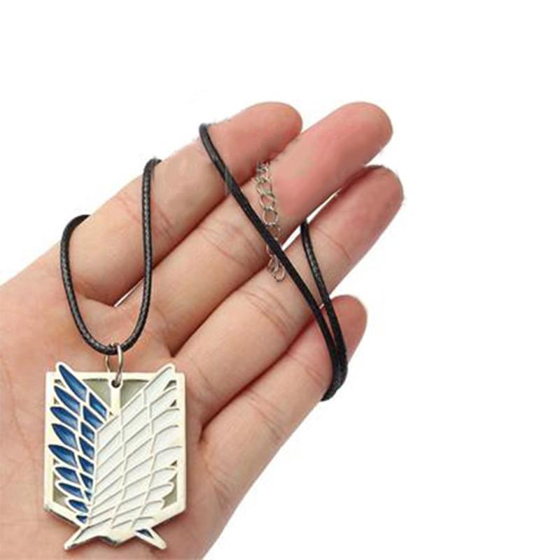 Vòng cổ kim loại mặt hình Attack On Titan