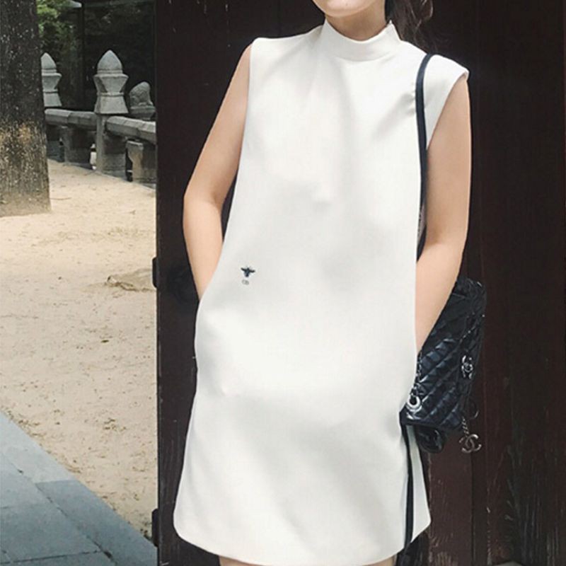 Đầm sát nách họa tiết thêu phong cách thời trang dành cho nữ