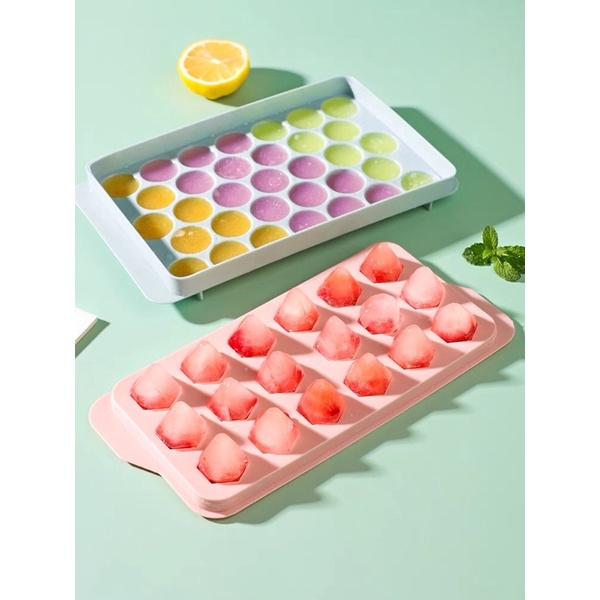 Khay làm đá bi tròn mẫu mới 33 viên T4-248