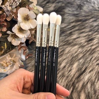 Cọ trang điểm MAC 217