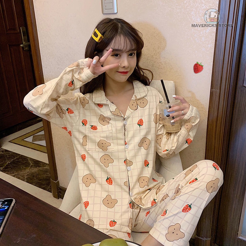 Bộ đồ ngủ tay dài in hình gấu và dâu tây dễ thương phong cách Hàn Quốc thời trang mùa thu cho nữ