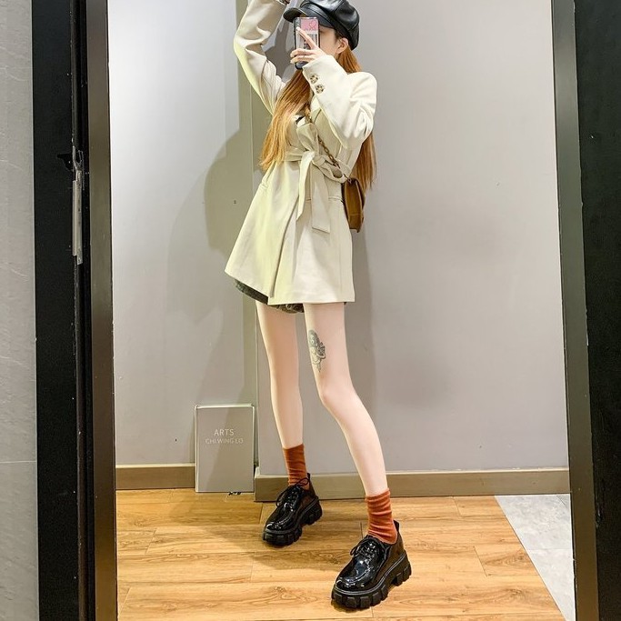 Giày bốt đế dày phong cách Hàn Quốc sành điệu cho nữ