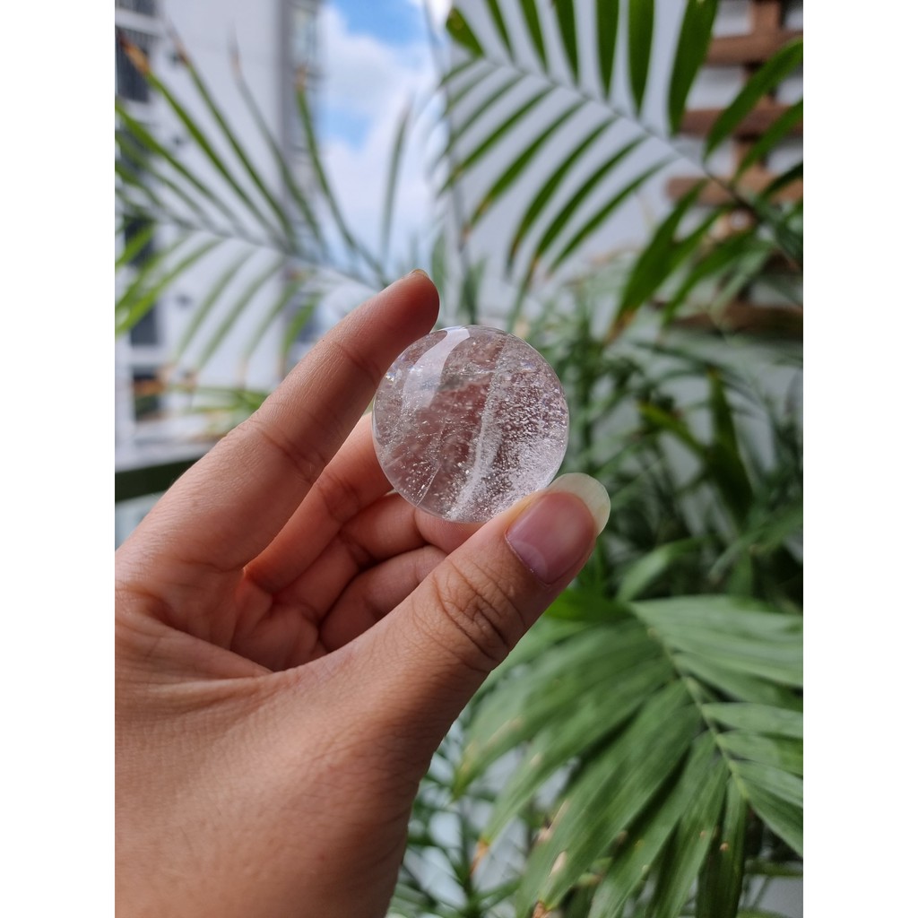 Cầu đá thạch anh Trắng (Clear Quartz) kèm đế làm Grid, thanh tẩy trong Tarot, Reiki, thiền định, phong thủy