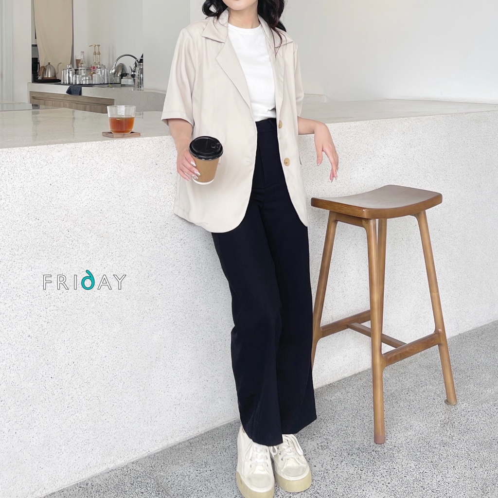 Áo blazer basic cộc tay đệm vai Hàn Quốc Friday 2BD118K | BigBuy360 - bigbuy360.vn