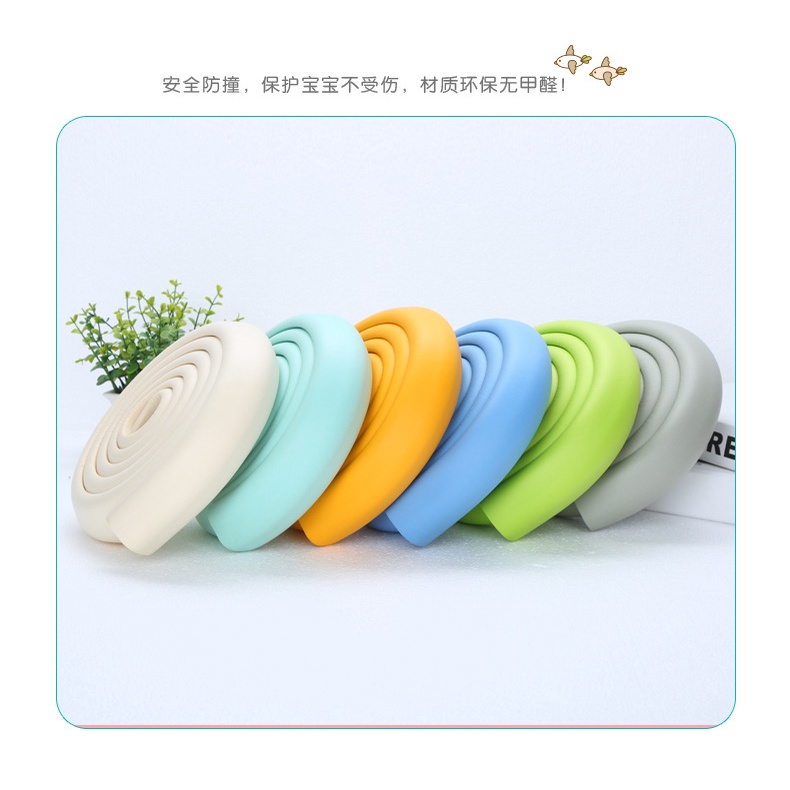 xốp bọc cạnh bàn giữ an toàn cho bé, bọc cạnh dài 2m, chất liệu cao su NBR mềm mại.