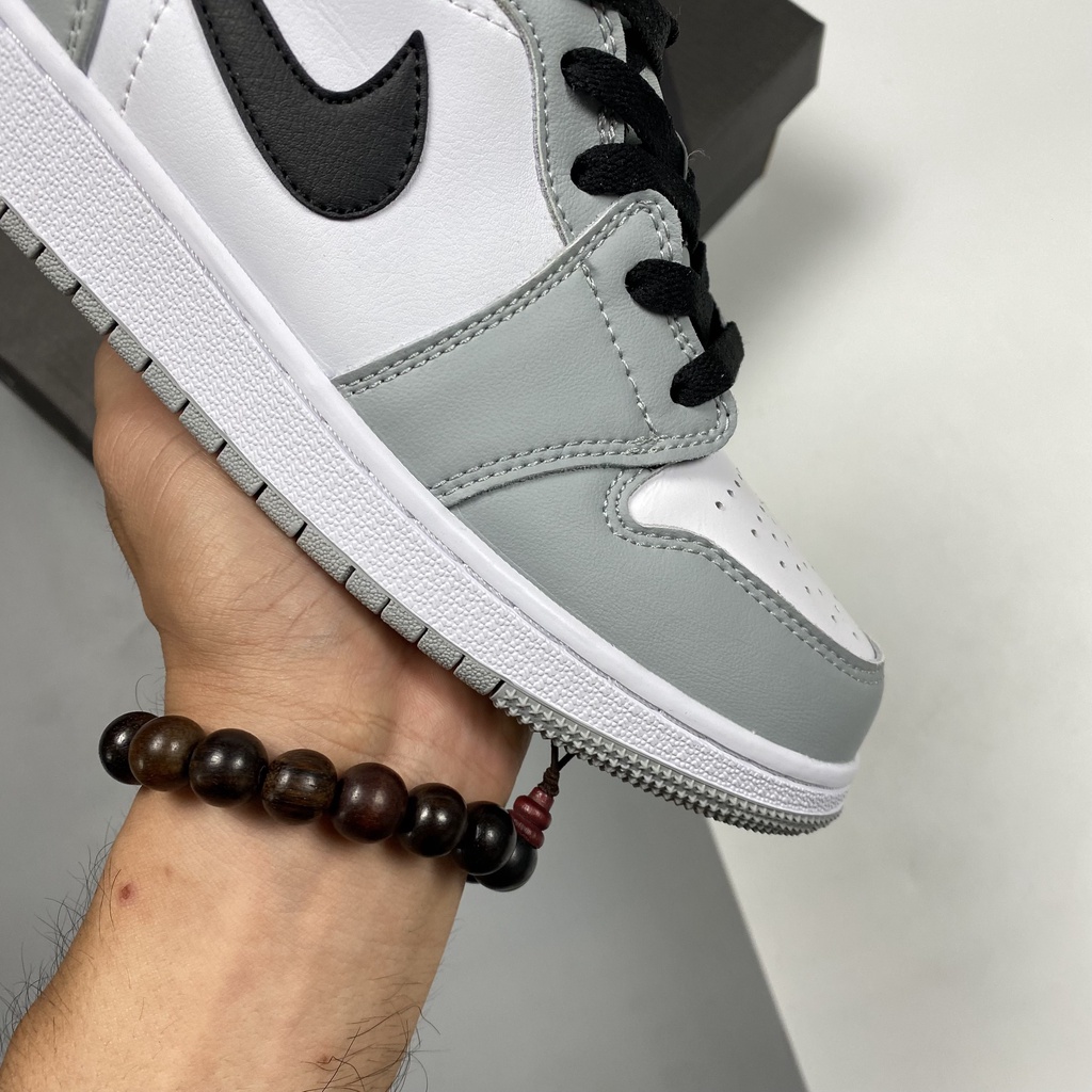 Giày Jordan 1 Mid Smoke Grey  - Hype Sneaker | Phiên bản 1:1 chuẩn.