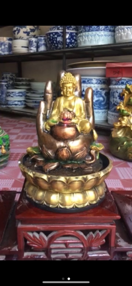 Thác nước phong thuỷ Phật Thủ đài sen