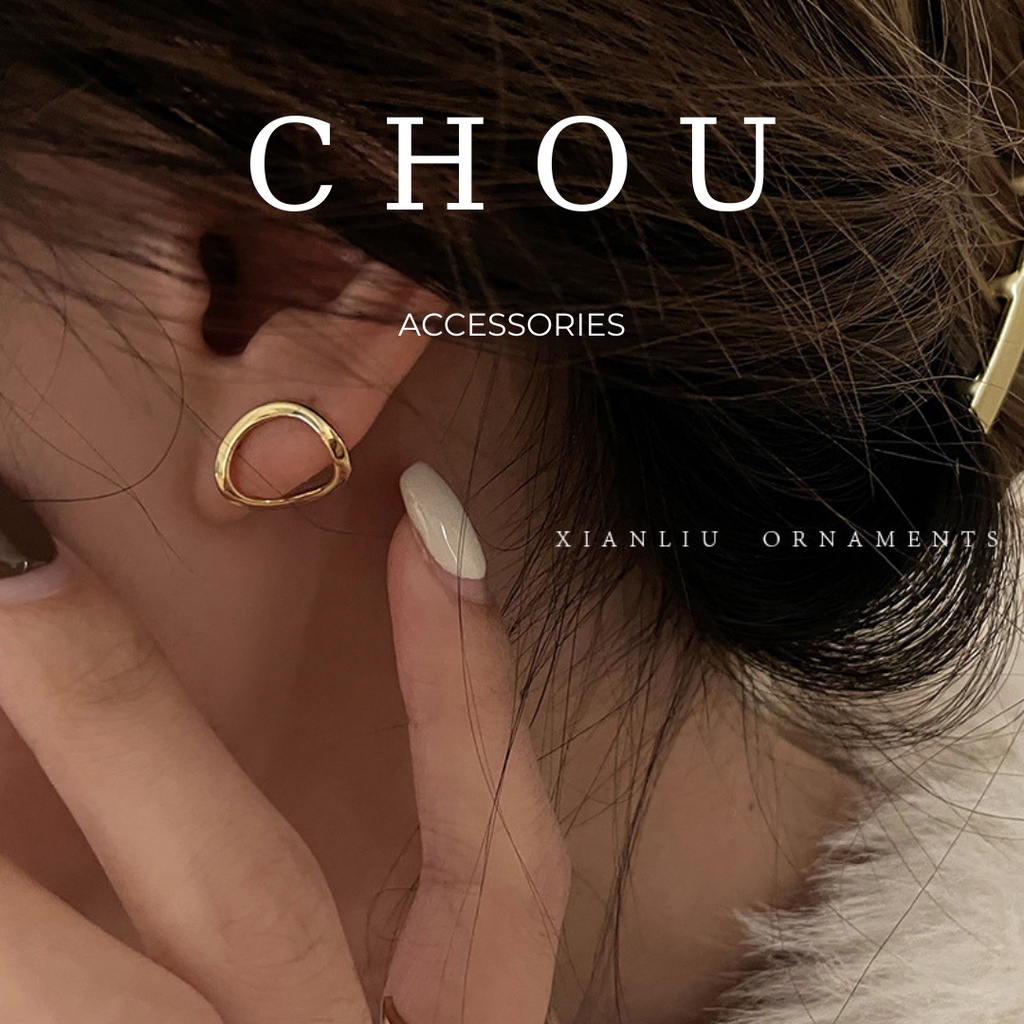 Bông Tai Hình Bán Nguyệt | CHOU ACCESSORIES |