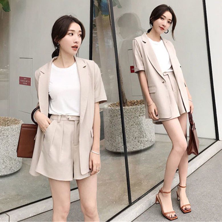 Set áo khoác blazer ngắn tay + quần short xinh xắn cho nữ