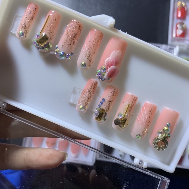 Móng giả cô dâu