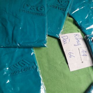 Áo thun nam cổ tròn