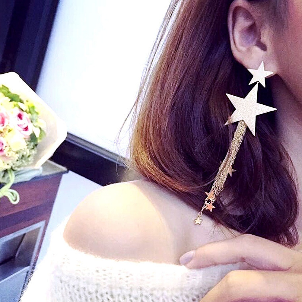Khuyên tai dáng dài hình ngôi sao lớn phối tua rua thanh lịch