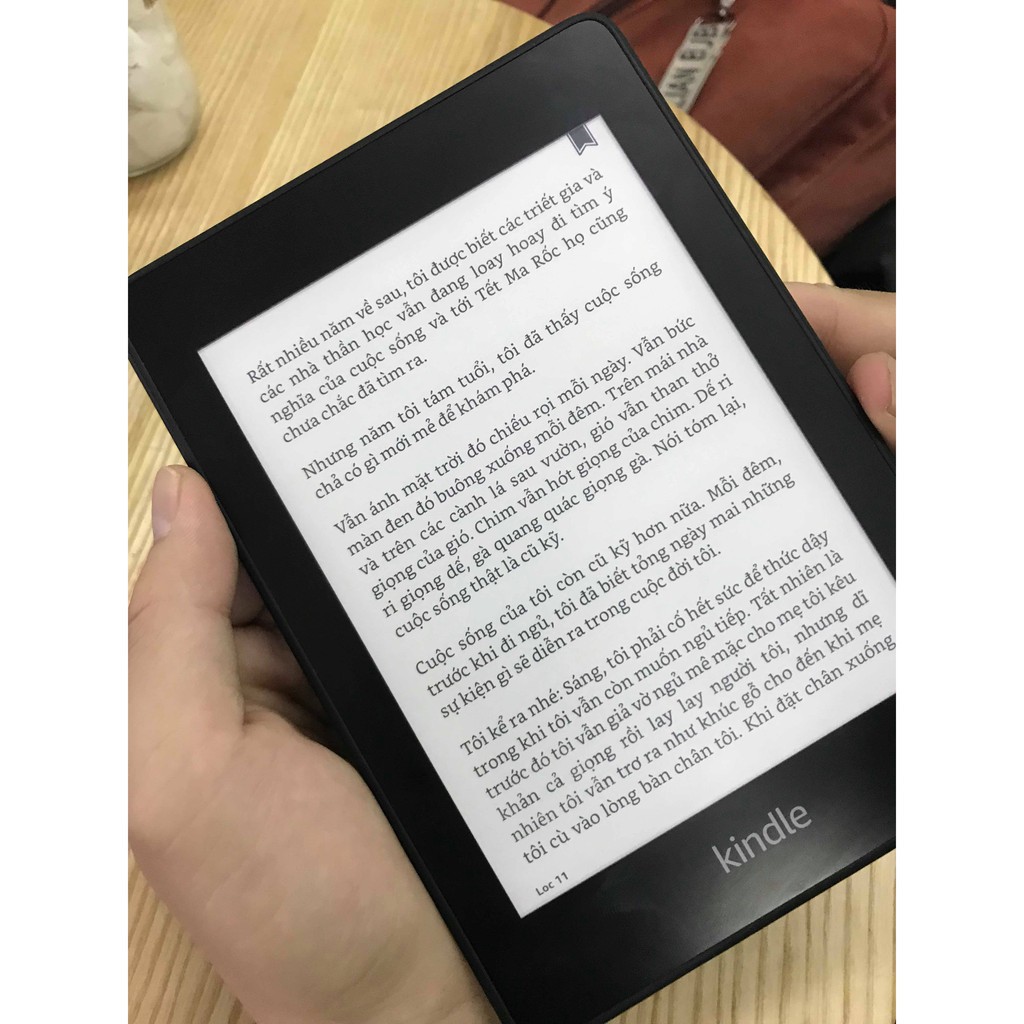 Máy đọc sách Kindle paperwhite 4 chính hãng cũ xách tay. | BigBuy360 - bigbuy360.vn