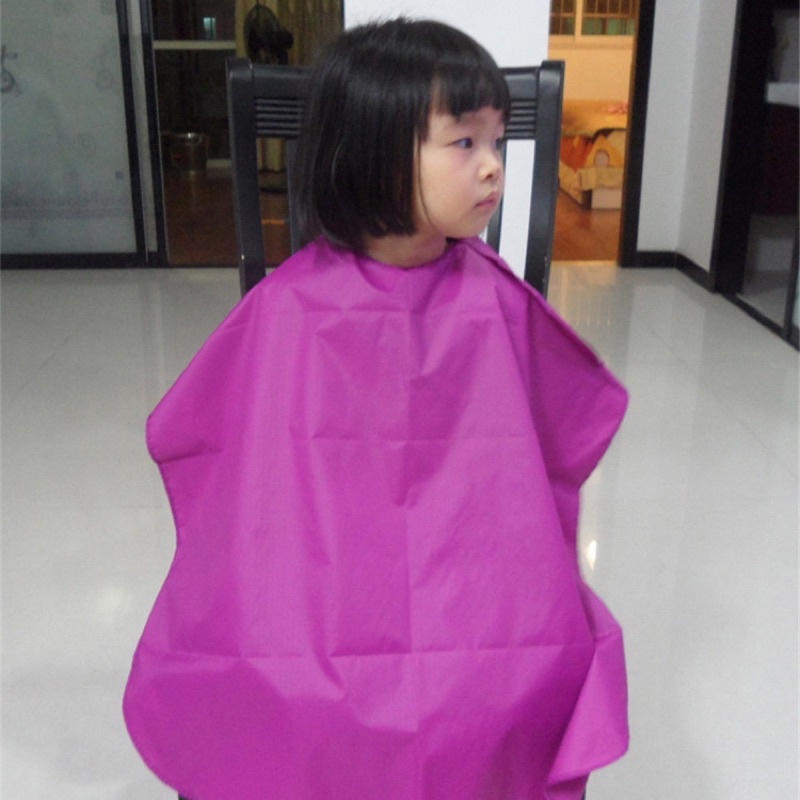 Dụng cụ cắt tóc mái tại nhà cho bé