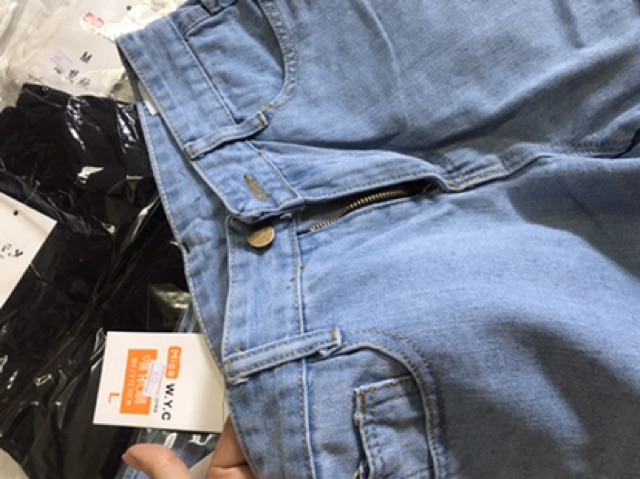 QUẦN SHORT JEAN + 2% PHÍ SHOPEE