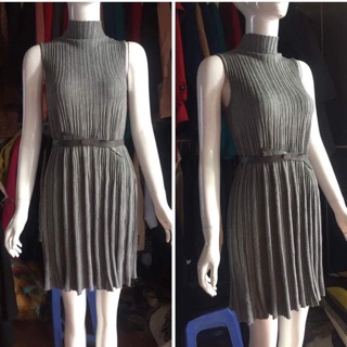 Combo đầm chân váy len áo vest 