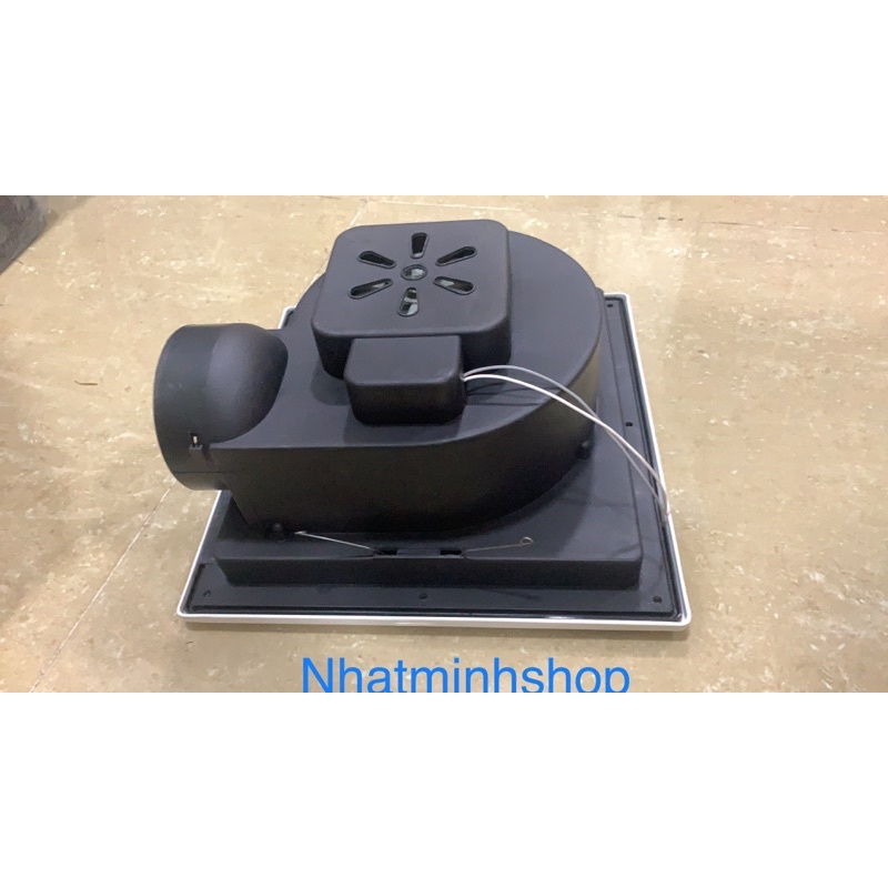 Quạt hút âm trần nối ống gió TC-30AV4