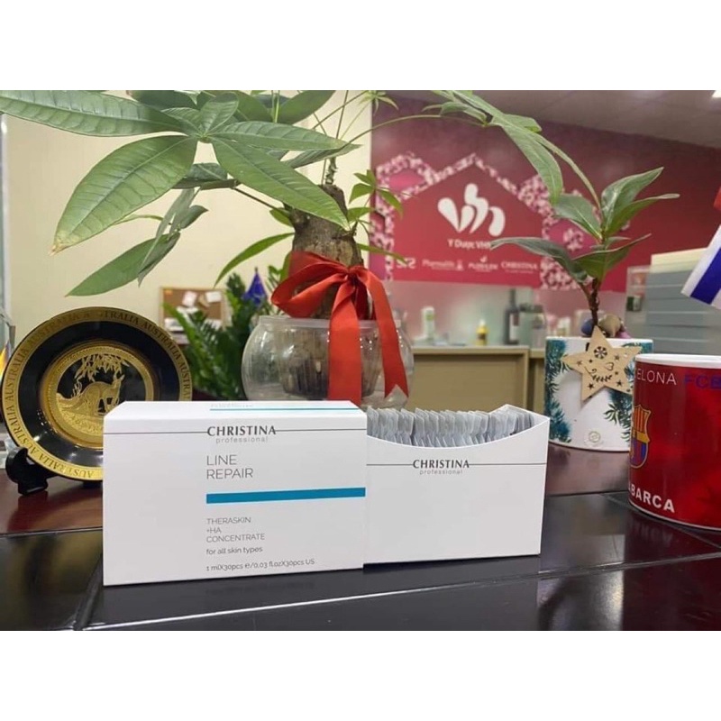 Serum dưỡng da Christina HA