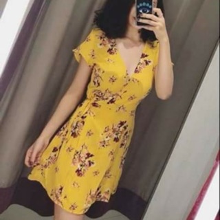 Vay hoa HM authentic Váy hoa hot hit HM #authentic #vayxinh #japan  #vayhoa  👉Thích là click buy👍 🎊🎀🎀🎀🎊🎀🎀🎀☘️☘️