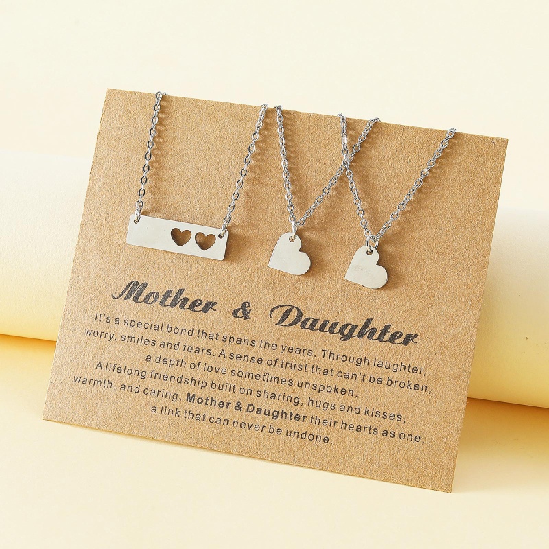Set 3 Vòng cổ Mặt Thẻ Khắc Trái Tim Rỗng Độc Đáo Cho Mẹ Và Bé