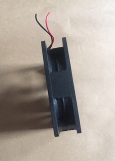 Quạt làm mát 12v kích thước 9cm