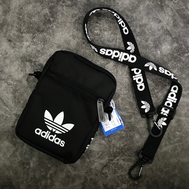 Túi đeo chéo adidas