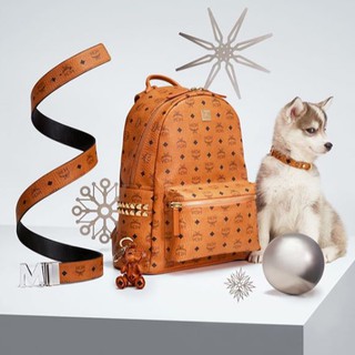 Ba lô MMK7AVE99 STUDS STAR kích thước 40x33cm sành điệu dành cho unisex