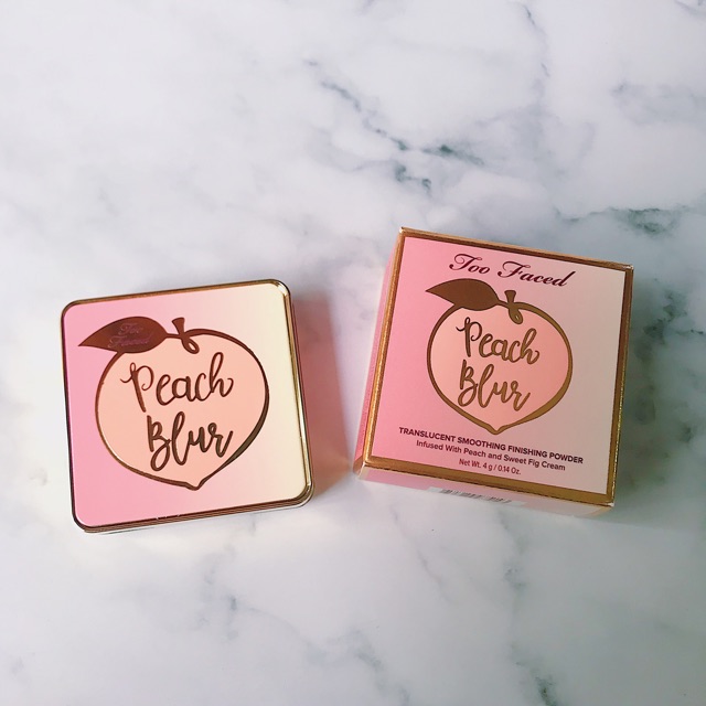 Phấn phủ nén dạng nhũ sáng Peach Blur của Too Faced