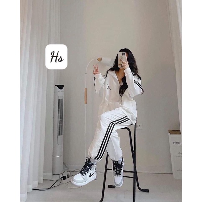 Bộ bóng rổ người bắt bóng rót dài HS6