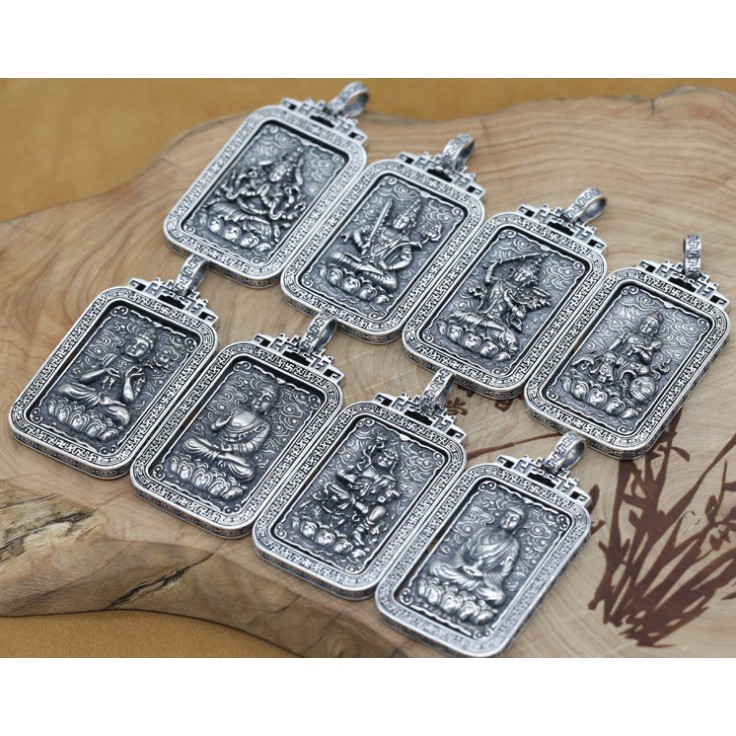 Mặt Dây Chuyền Thiên Thủ Thiên Nhãn - Khắc Om Mani Padme Hum - DC506