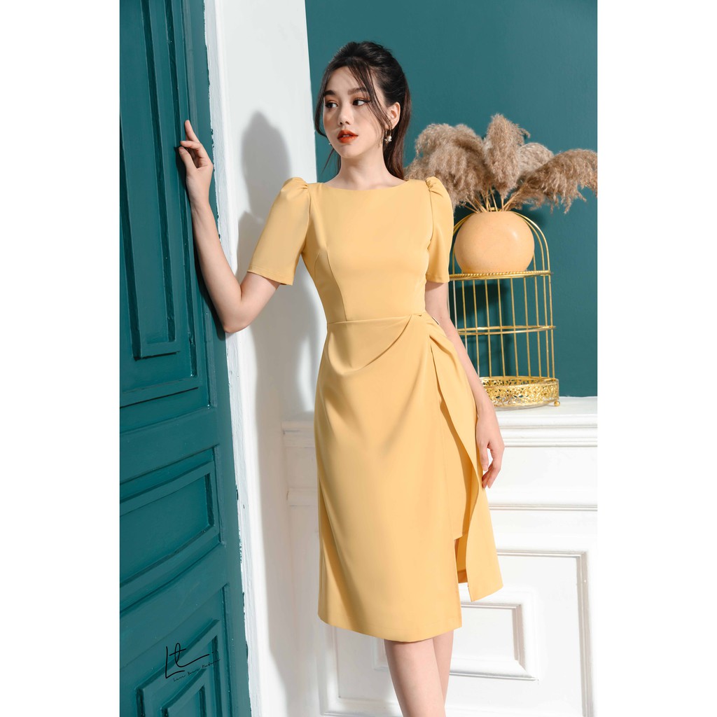 Váy xòe vai bồng Lyntran design cách điệu vạt xẻ sang trọng | BigBuy360 - bigbuy360.vn