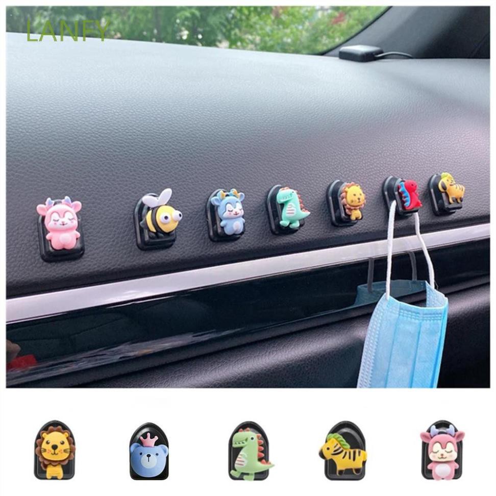 Móc treo đồ hình hoạt họa mini dán xe hơi đa năng sáng tạo cho cáp USB / tai nghe - móc taplo