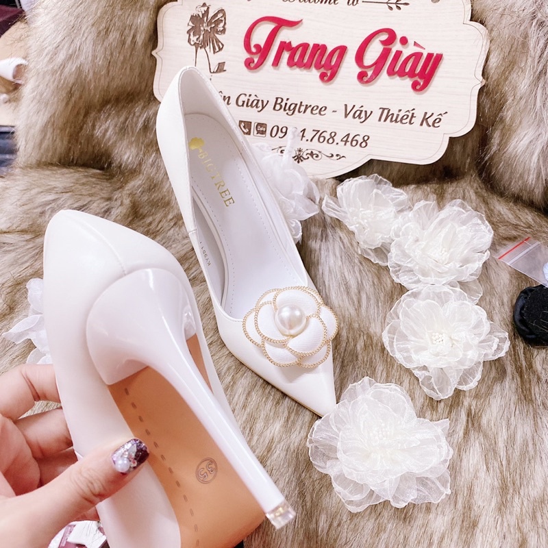 GIÀY THIẾT KẾ HANDMADE ĐÍNH HOA NGỌC CAO CẤP