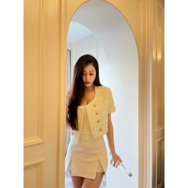 SET ÁO DẠ NÚT + CHÂN VÁY TRẮNG XẺ