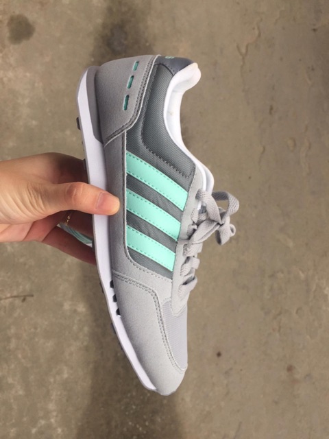 AUTH] Giày Adidas new auth còn nguyên tem tag. Thanh lý giá rẻ.hàng có sẵn