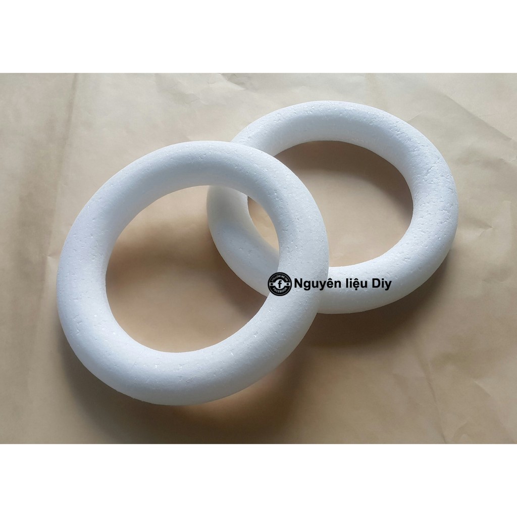 3 vòng tròn xốp đường kính 29cm