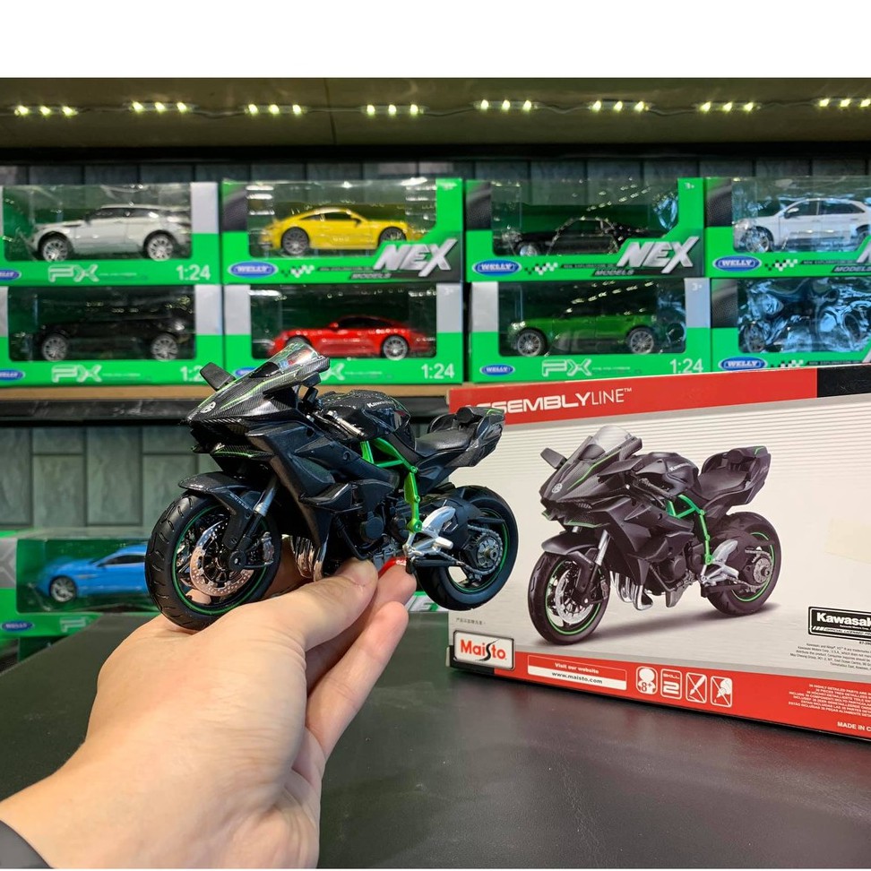 Xe mô hình lắp ghép mô tô tỉ lệ 1:12 hãng Maisto (Kawasaki Ninja H2R + Ducati Diavel Carbon)