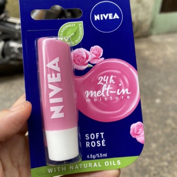 Son dưỡng ẩm  Nivea (4.8g)