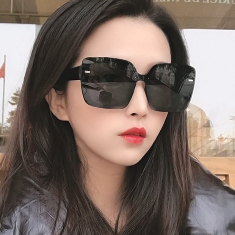Kính mát gọng nhựa thiết kế thời trang tùy chọn màu sắc